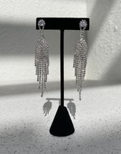 Load image into Gallery viewer, Rue Crystal Earrings
