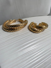 Load image into Gallery viewer, Azurè Gold Hoops
